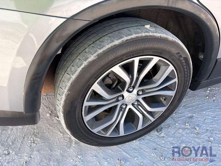 2016-mitsubishi-outlander-image-26