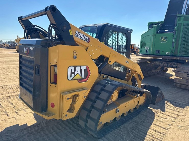 2023-caterpillar-299d3-image-4