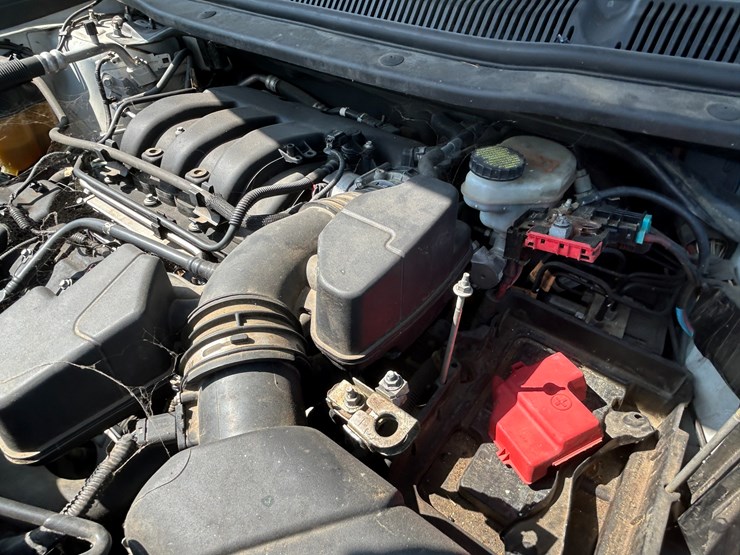 2013-ford-explorer-image-15