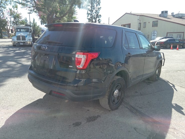 ford-explorer-image-4