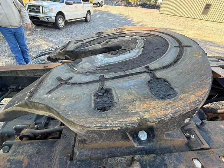 1995-mack-ch613-image-32