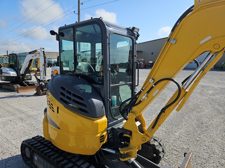 2021-kobelco-sk35sr-image-21