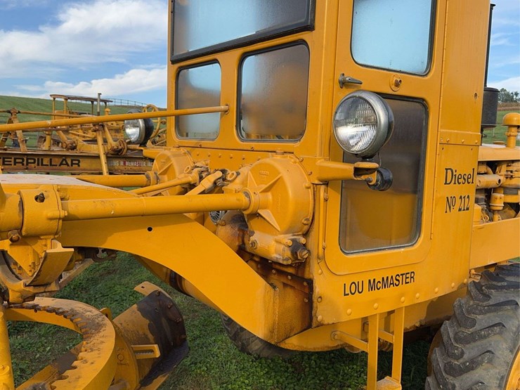 1937-caterpillar-no.-212-motor-grader-image-21