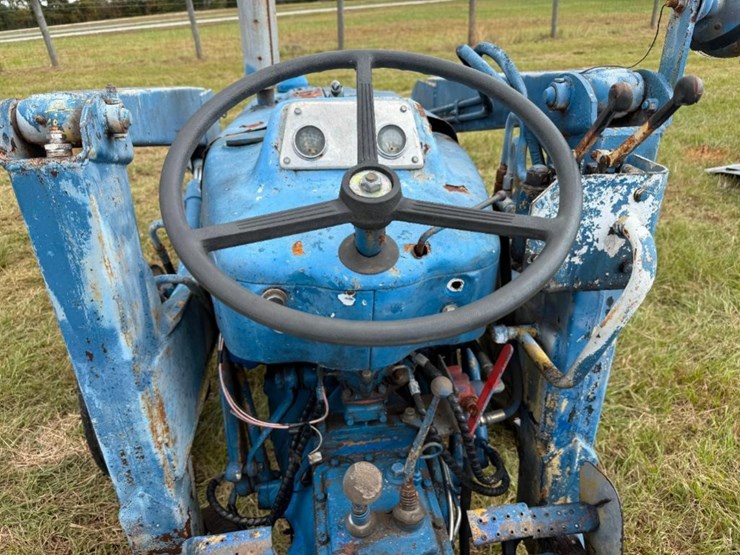 ford-tractor-image-9
