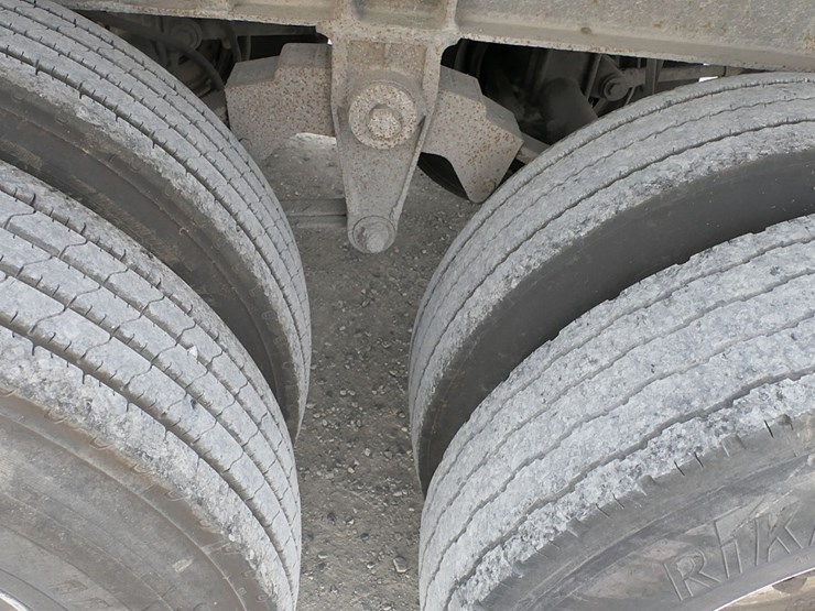 1973-east-28'-tandem-aluminum-dump-trailer,-9'-spread-axle,-steel-frame,-pl-image-16