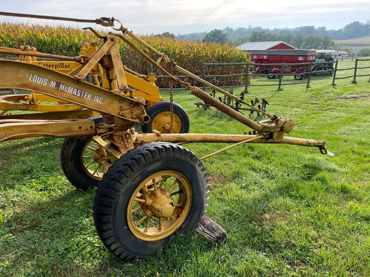 caterpillar-44-tow-grader-image-8