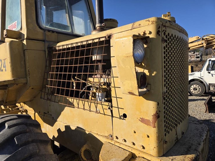 1980-caterpillar-930-image-26