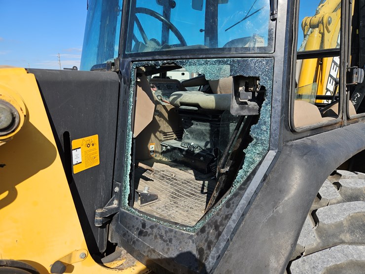 1997-deere-410e-image-8