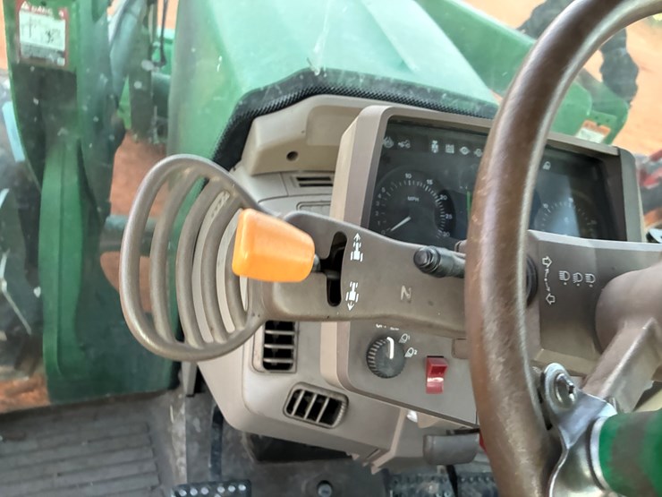2013-john-deere-7130-image-21