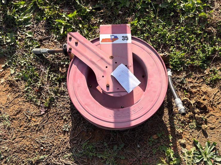 #35-•-air-hose-&-reel-image-1