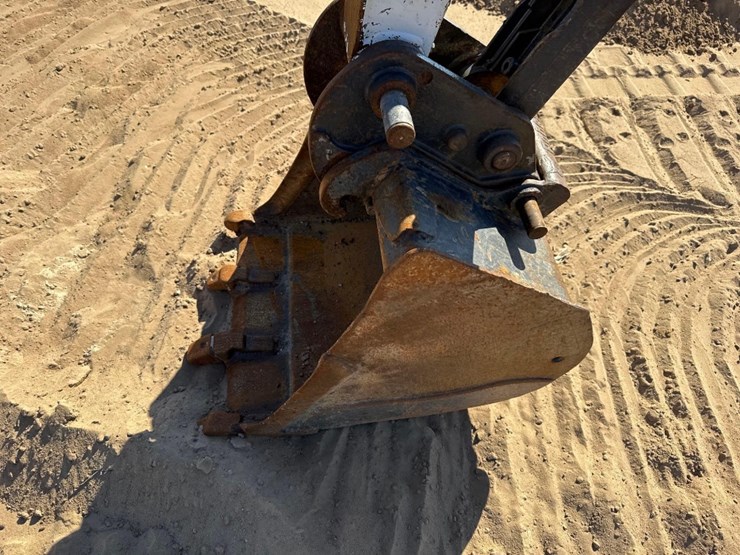 2020-bobcat-e35-image-19