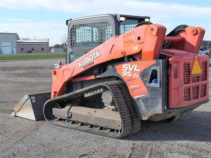 2018-kubota-svl95-2-track-loader,-sn:39481,-erops-w/-air,-hyd.-qt-bucket,-a-image-2