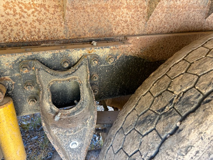 1995-international-9400-image-29