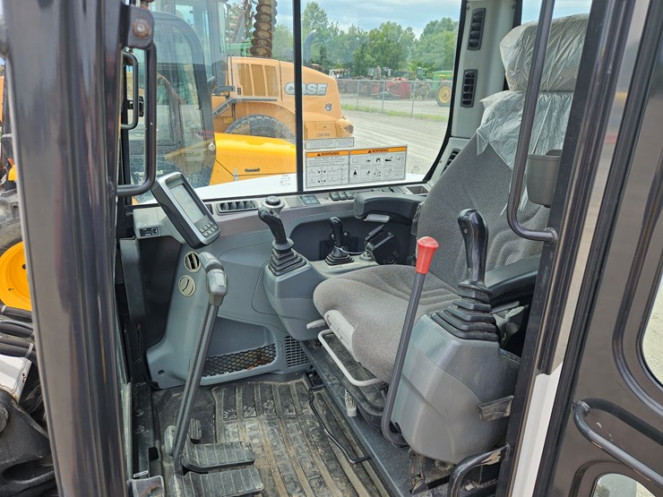 2019-bobcat-e63-image-9