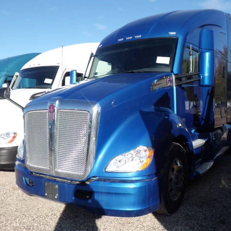 2023 KENWORTH T680