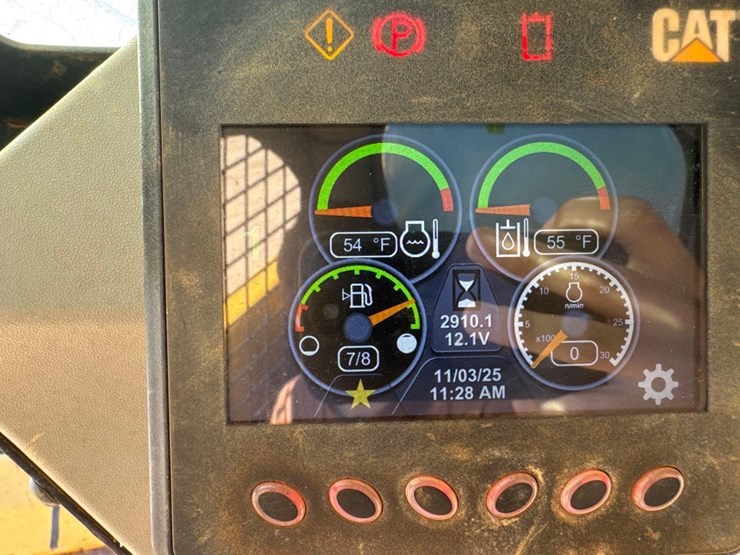 2021-caterpillar-289d3-image-27