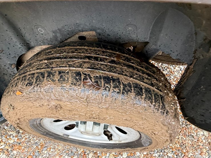 2014-chevrolet-tahoe-image-5