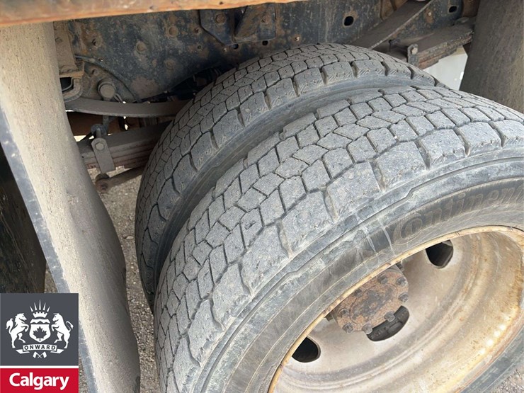 2015-ford-f550-image-8