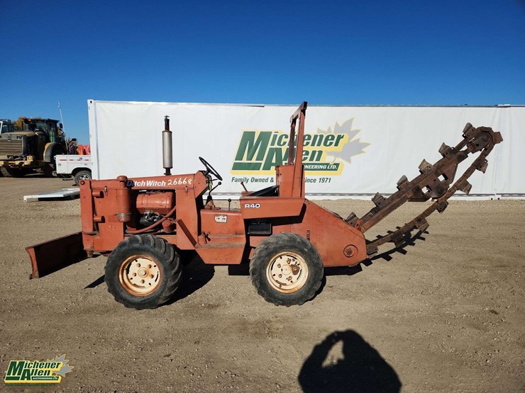 ditch-witch-r40a-image-16