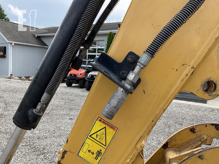 2019-caterpillar-305e2-cr-image-12