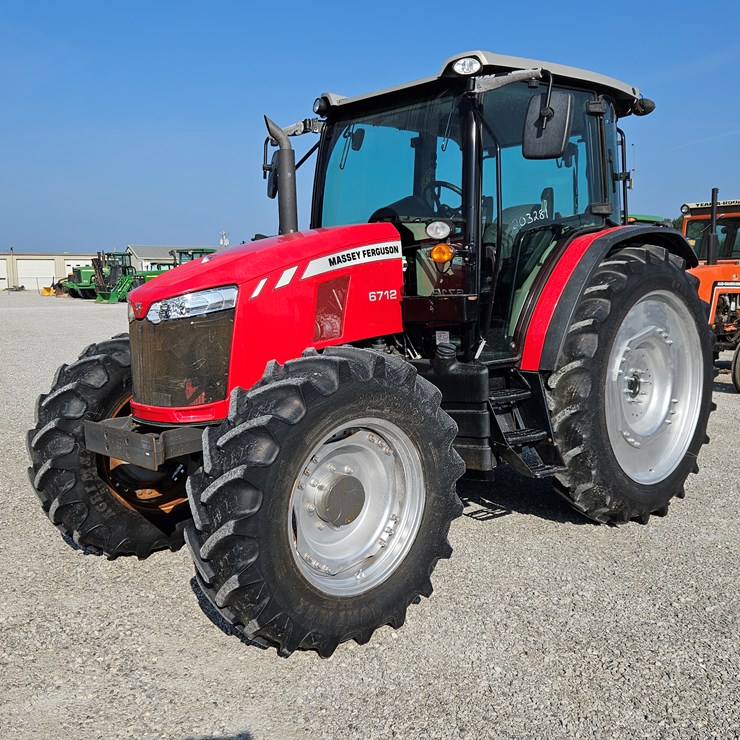2021 MASSEY-FERGUSON 6712
