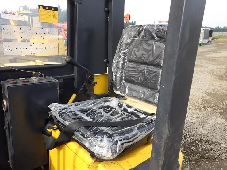 komatsu-pc28-image-18