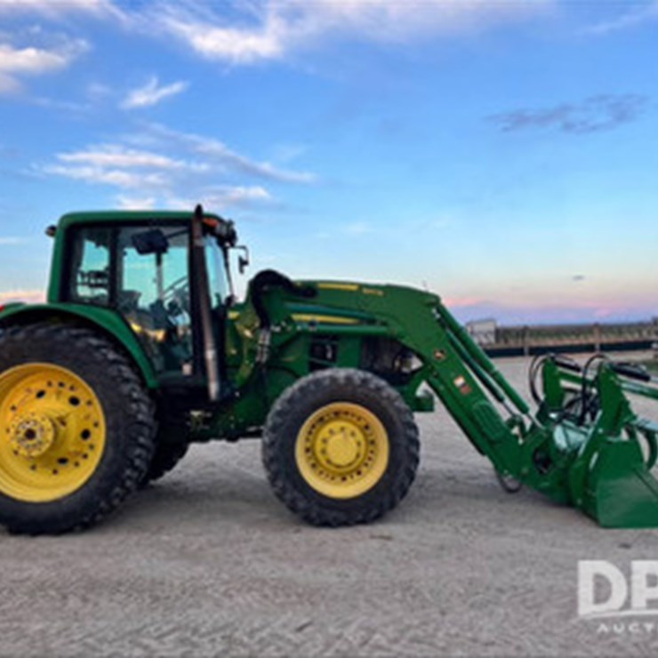 2009 JOHN DEERE 7330 PREMIUM