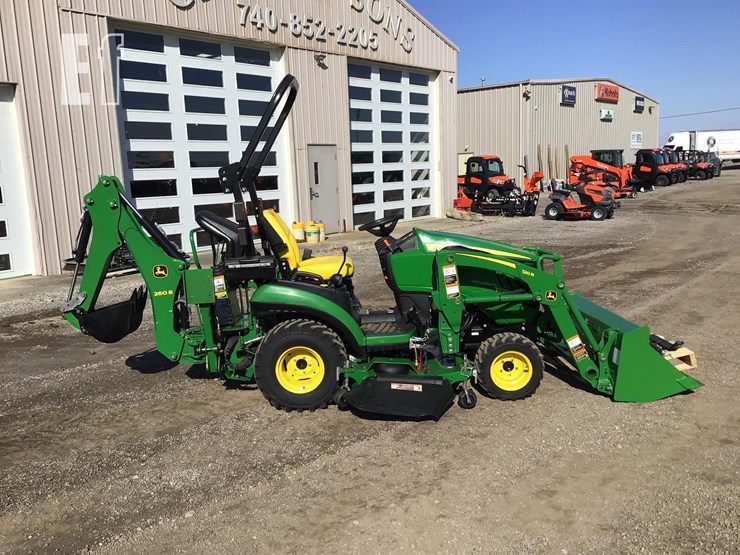 2018-john-deere-1025r-image-1