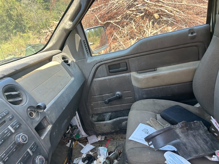 2010-ford-f150-image-27