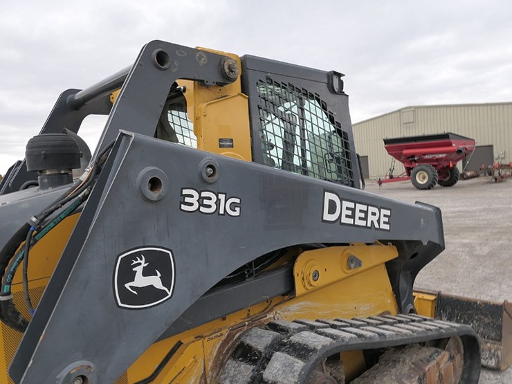 2018-deere-331g-image-19