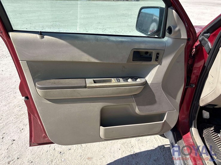 2008-ford-escape-xlt-image-11