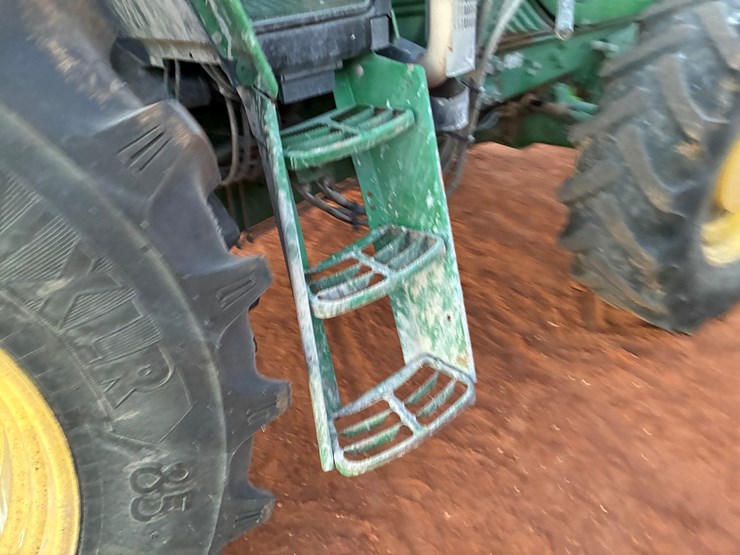 2013-john-deere-7130-image-7