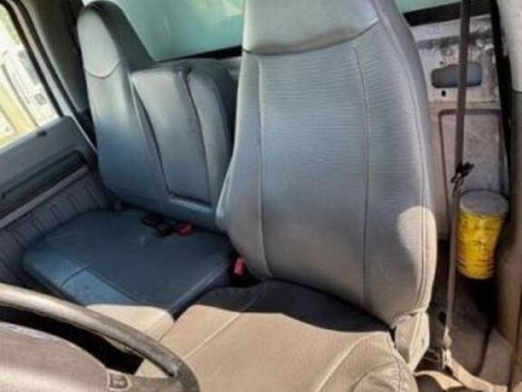 2013-ford-f750-xl-image-63