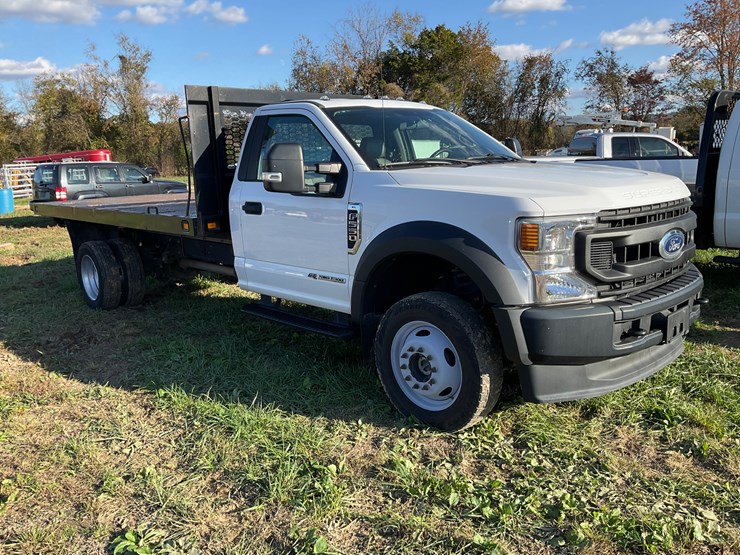 2020-ford-f550-image-6
