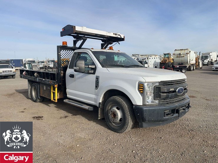 2018-ford-f350-image-6