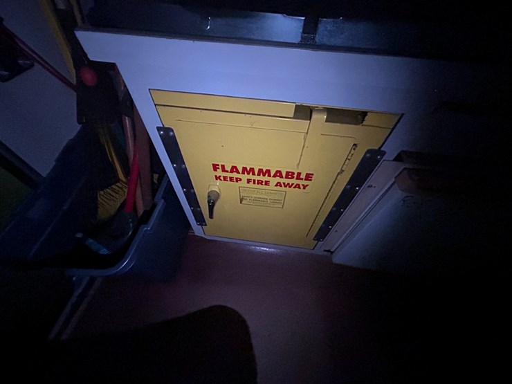 1992-ford-e350-image-23