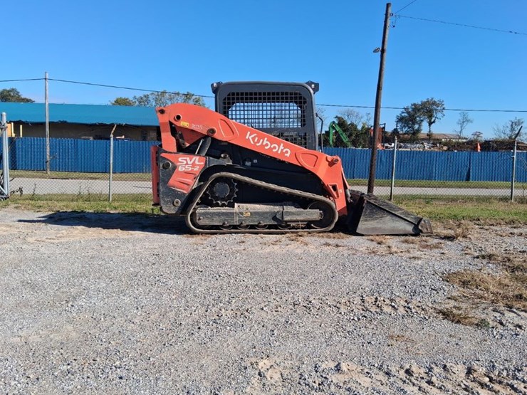 kubota-svl65-2-image-1