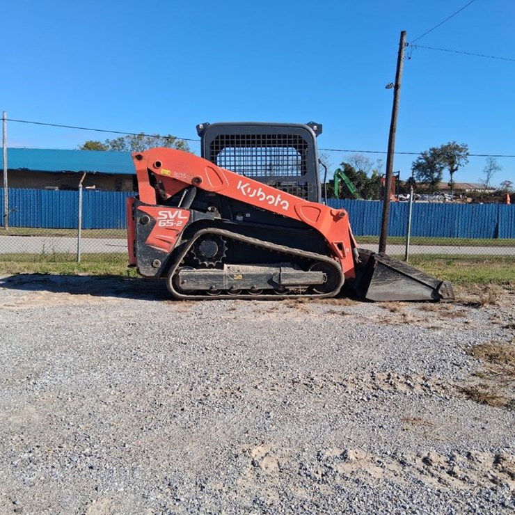 KUBOTA SVL65-2