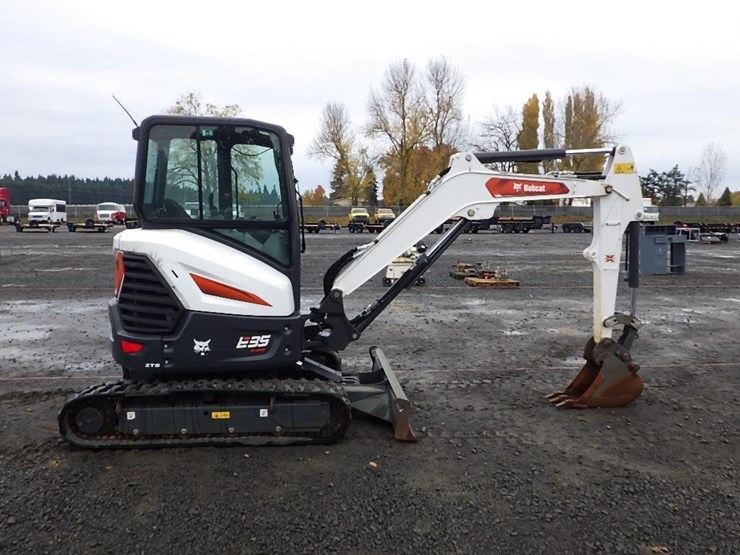 2022-bobcat-e35i-image-3