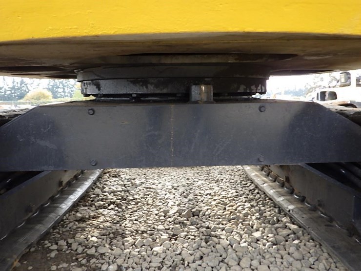 komatsu-pc28-image-25