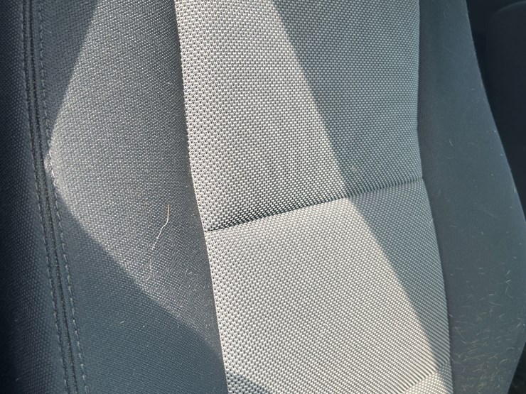 2013-ford-explorer-image-43