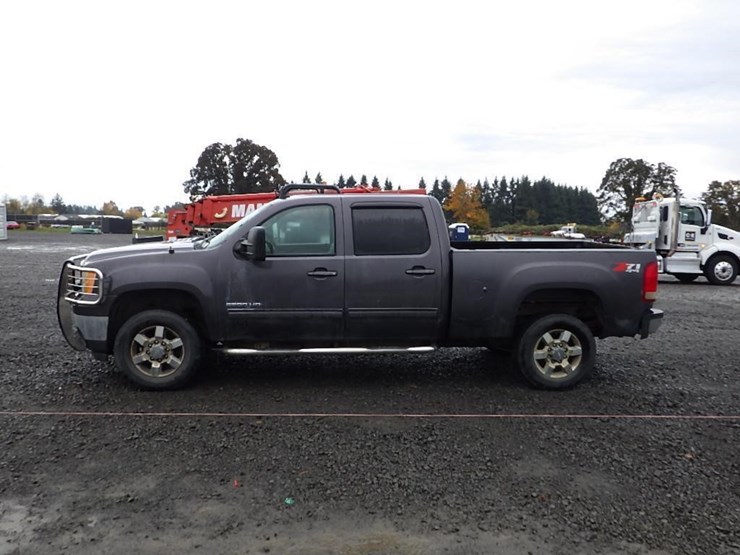 2011-gmc-2500hd-image-6