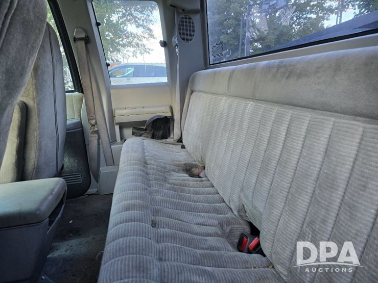 1992-gmc-k3500-image-32