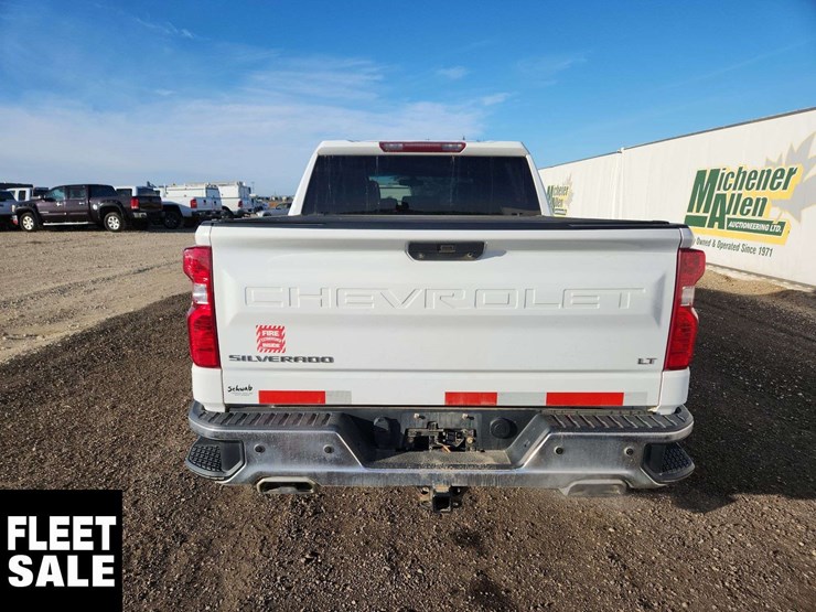 2019-chevrolet-silverado-1500-image-23