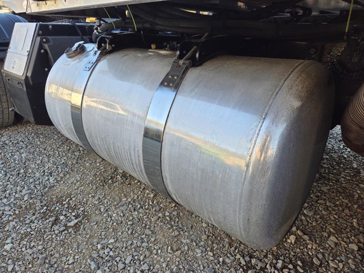 2007-peterbilt-386-image-20