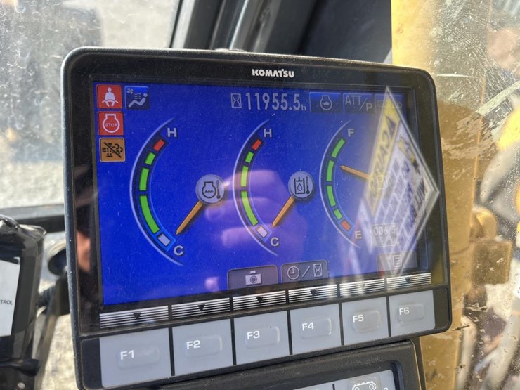 komatsu-pc360-lc-image-61