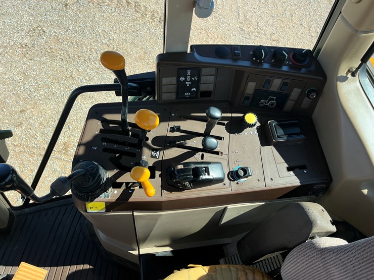 1999-john-deere-6310-image-17