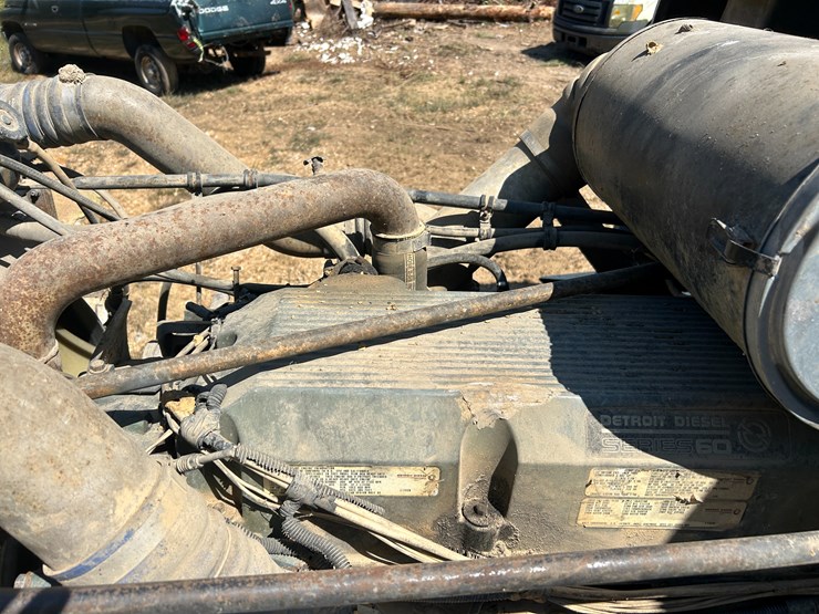 #22532-•-1996-freightliner-t/a-daycab-dump-truck-vin:1fuydzyb8tp876191-image-23