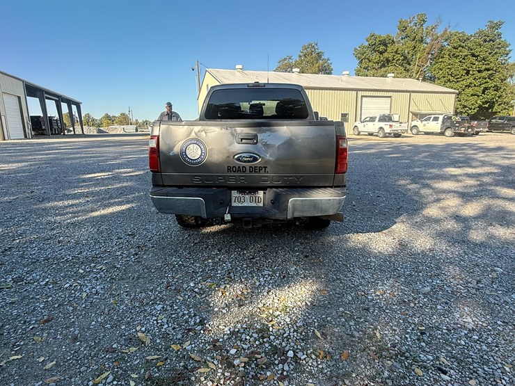 2011-ford-f250-image-11