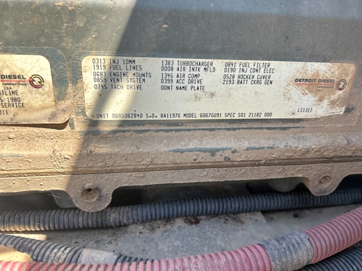 #22529-•-inop-1992-freightliner-t/a-daycab-truck-tractor-vin:-1fuymzyb1np357132-image-38